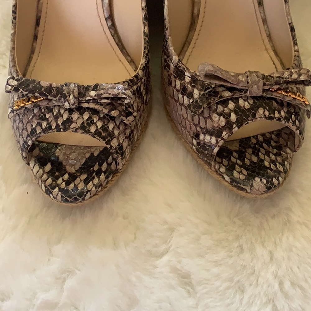 Prada heels - Picture 5 of 8